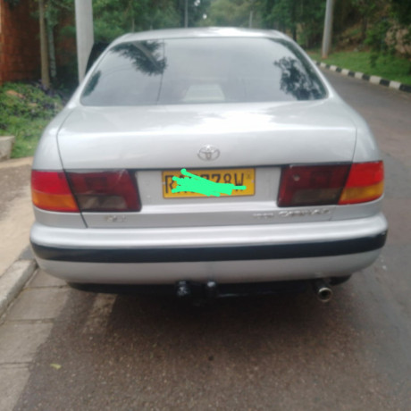 toyota-carinae-big-2