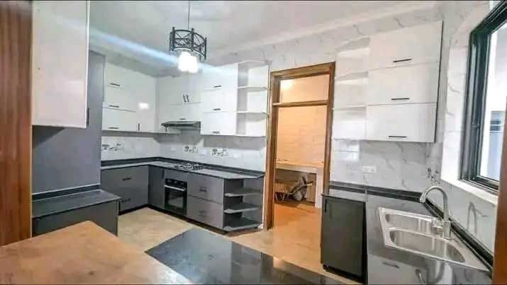 kibagabaga-near-hospital-big-7