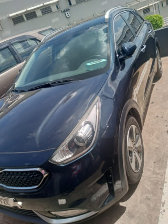 kia-niro-big-3