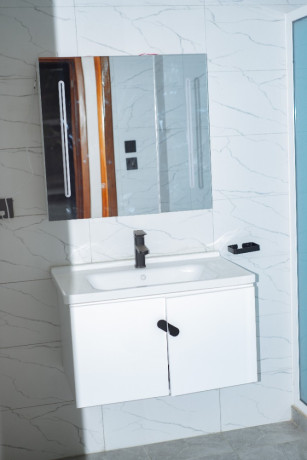 tb007-kibagabaga-kibagabaga-very-big-and-nice-house-for-rent-big-10