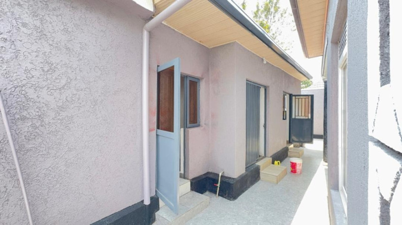 busanza-house-for-sale-in-kigali-big-4