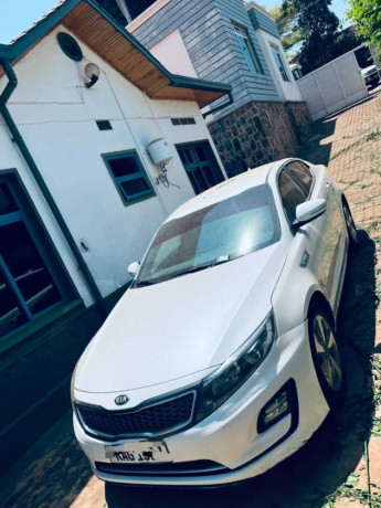kia-k5-big-0