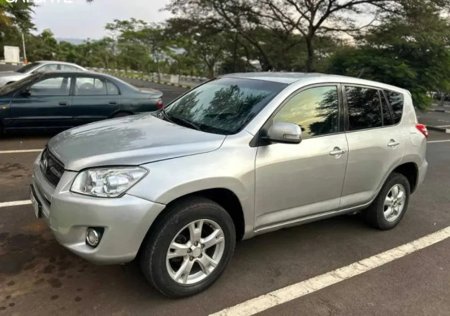 toyota-rav4-big-1