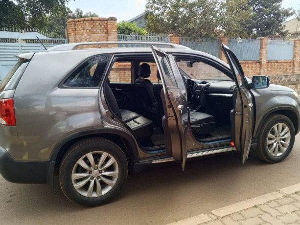 kia-sorento-big-0