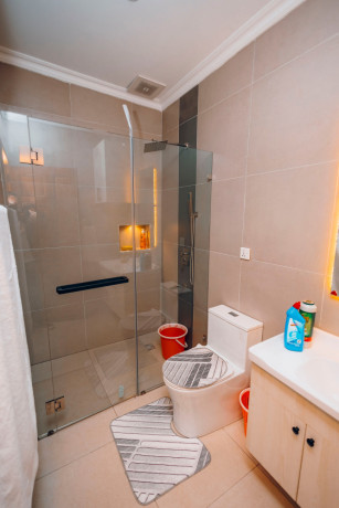 kigali-fully-furnished-modern-luxury-one-bedroom-apartment-for-rent-in-nyarutarama-big-3