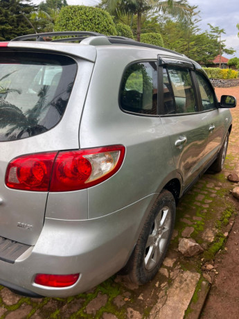 hyundai-santafe-big-0