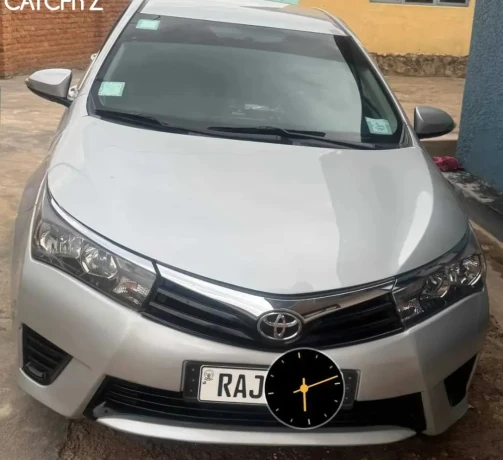 toyota-corolla-big-3