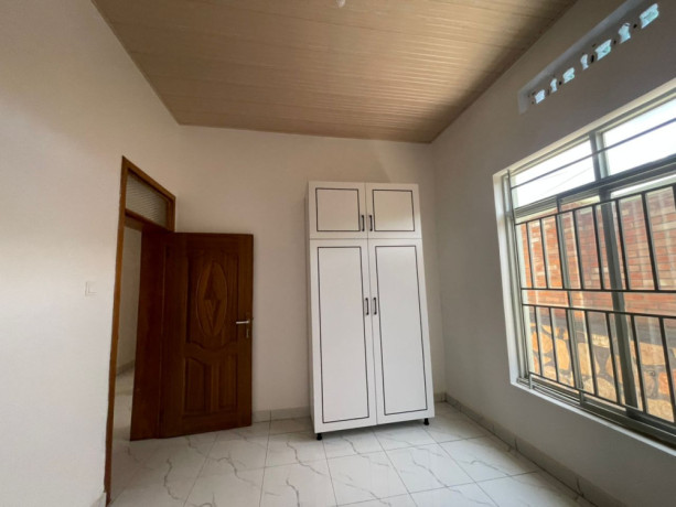 kigali-house-for-rent-in-kanombe-big-2