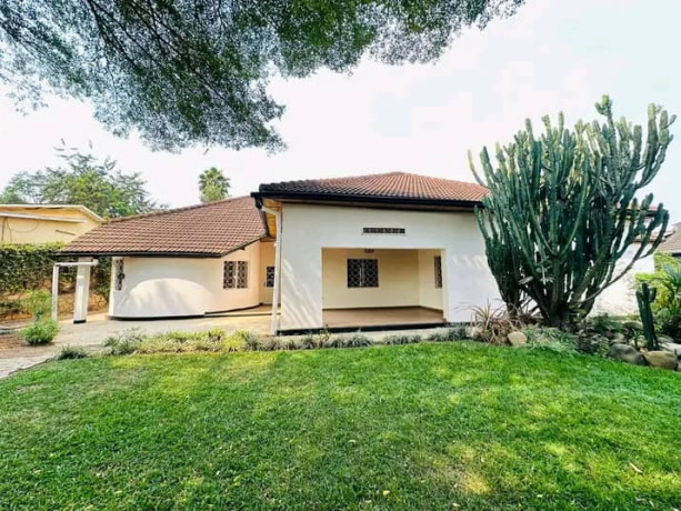 callwatsp-fully-furnish-meed-house-for-rent-in-gacuriro-near-simba-center-on-tarmac-road-in-vip-neighborhoods-good-location-on-2000-big-1