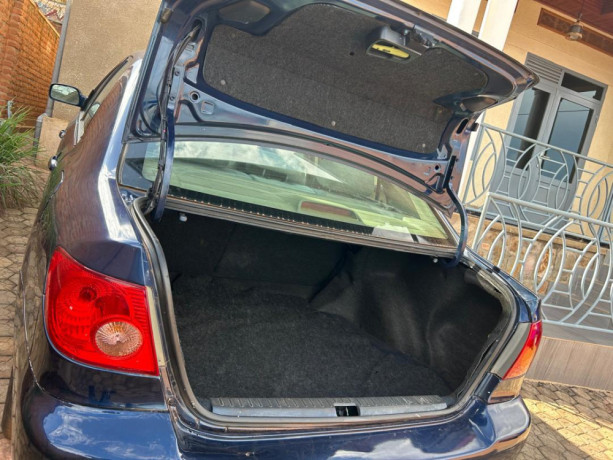 toyota-corolla-big-0