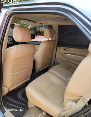 toyota-fortuner-big-1