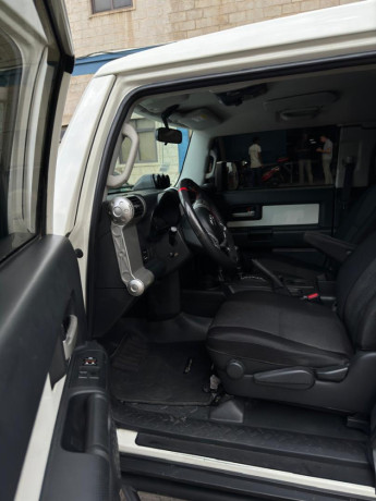 tb-130-toyota-toyota-fj-automatic-2015-for-sale-at-35500-usd-make-toyota-cruiser-fj-big-9