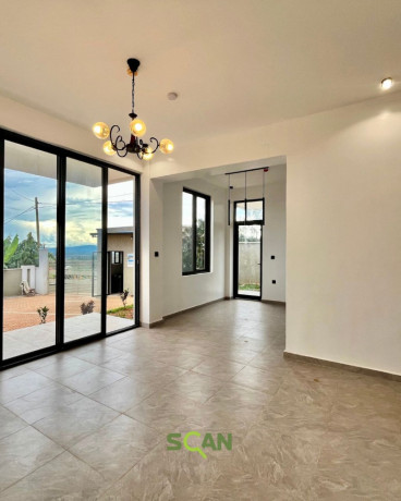 new-3-bedroom-apartment-house-for-rent-in-busanza-big-0