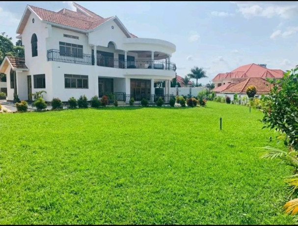 kigali-family-villa-available-for-rent-in-gacuriro-big-0
