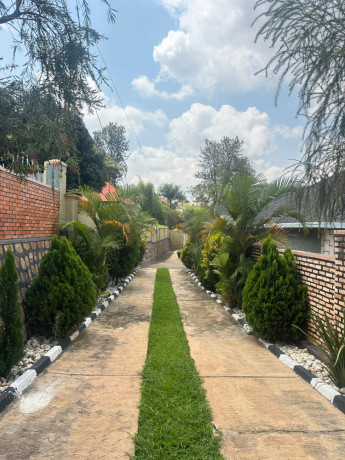 modern-cheap-house-for-sale-in-kanombe-on-reasonable-price-only-140millions-big-2