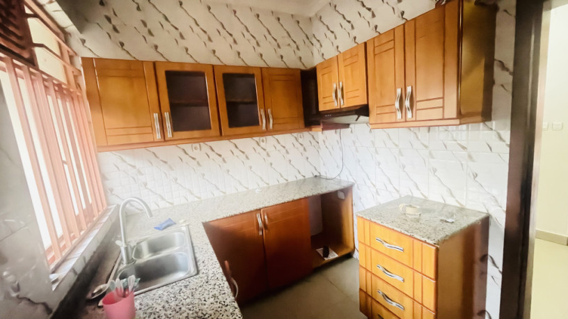 kimironko-unfurnished-house-for-rent-in-kigali-big-5