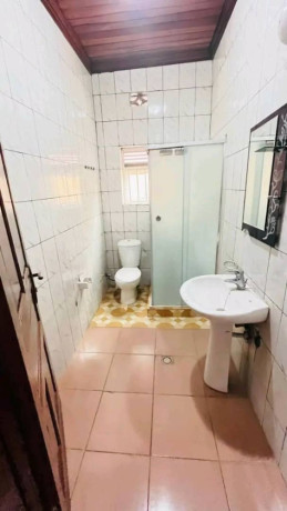 unfurnishe-house-for-rent-in-kibagabaga-near-hospital-on-tarmac-road-in-vip-neighborhoods-good-location-big-1