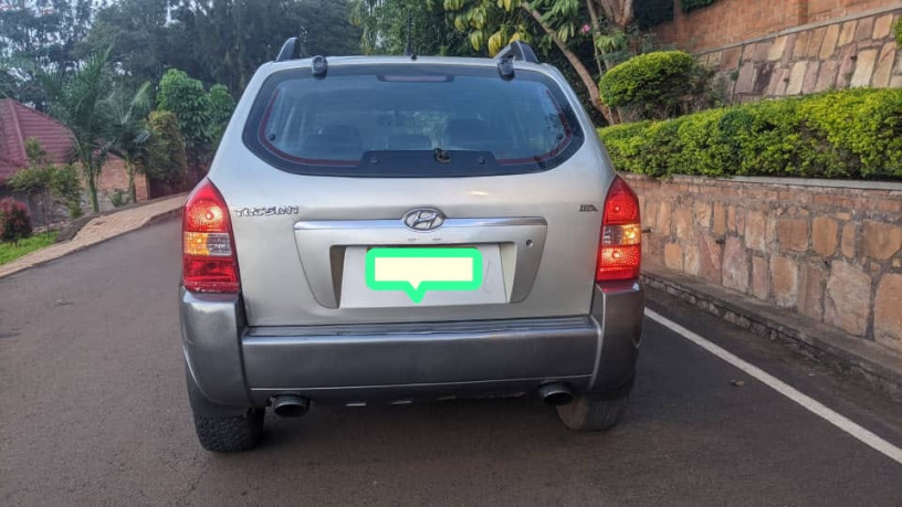 hyundai-tucson-big-0