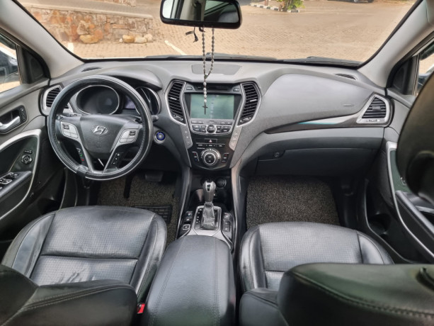 hyundai-santafe-big-2