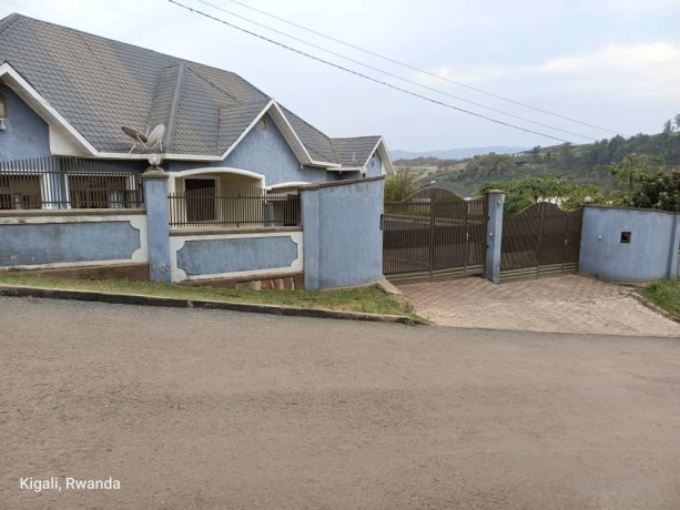 house-for-sale-in-kibagabaga-with-big-plot-big-4