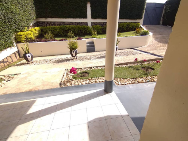 bs-27-gacuriro-umucyo-estate-very-beautiful-house-for-rent-big-12
