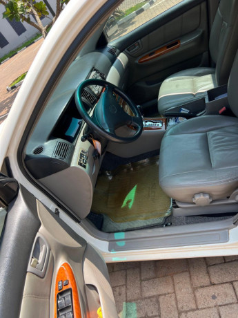 toyota-altis-big-4
