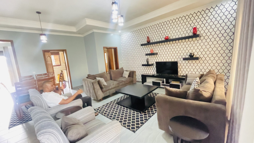 kibagabaga-3bedrooms-fully-furnished-standalone-private-apartment-for-rent-at-1000-big-13