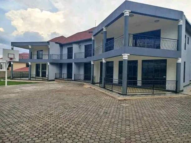 unfurnushed-house-for-rent-in-gacuriro-big-4