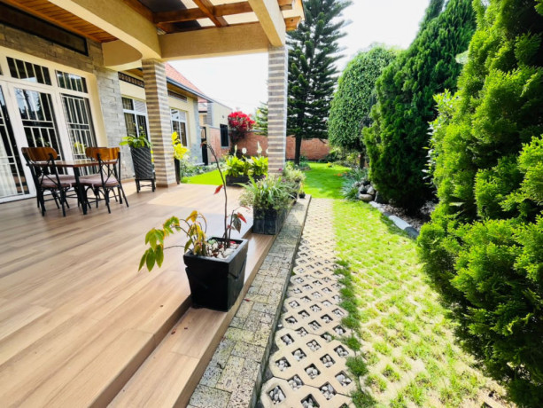 fully-furnished-house-for-rent-in-kibagabaga-on-tarmac-road-in-good-location-big-1