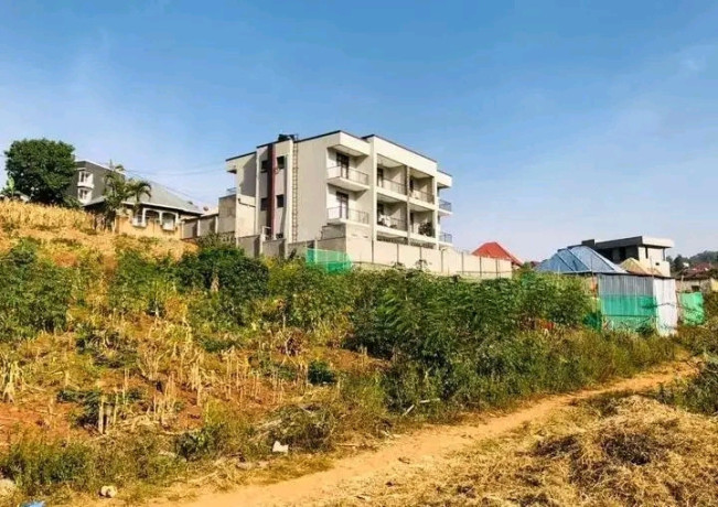 kicukiro-kagarama-plot-for-sale-big-0