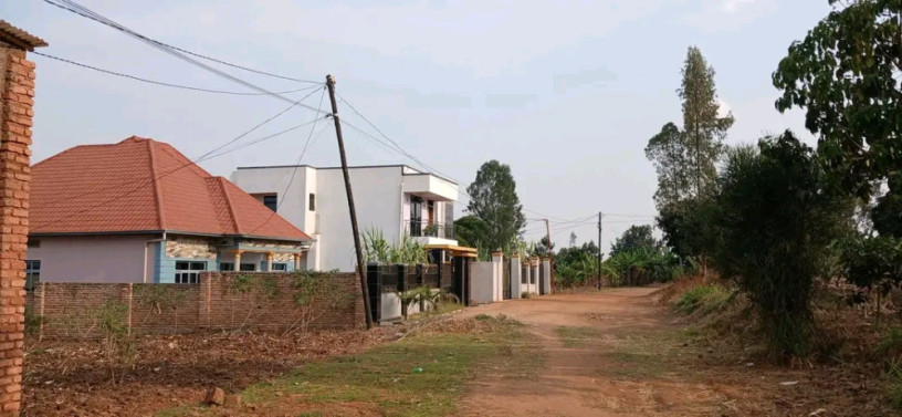 kanombe-busanza-residential-plot-for-sale-45million-big-0