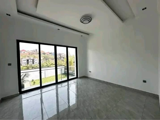 kibagabaga-4bedrooms-unfurnished-new-contemporary-house-for-rent-at-1000-big-9
