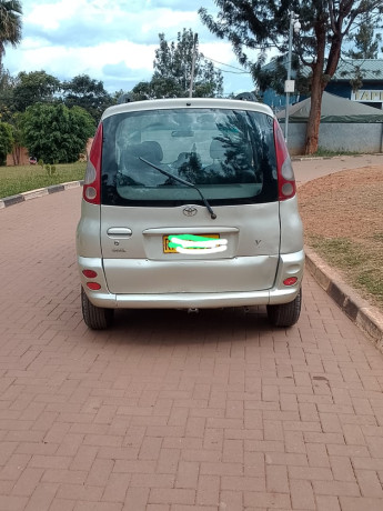toyota-yaris-big-1