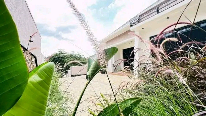 amazing-unfurnished-house-for-rent-in-kimironko-near-kigali-parents-school-big-1