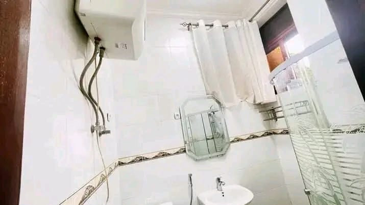 fully-furnished-apartment-for-rent-in-kimihurura-gishushu-near-rdb-on-tarmac-road-in-good-location-big-6