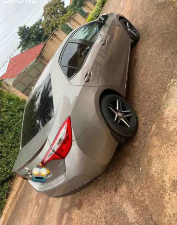 toyota-corolla-s-2014-automatic-essance-big-4