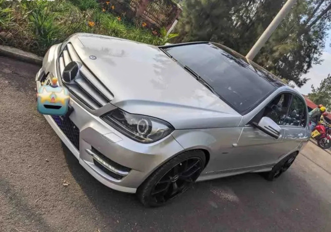 benz-c200-cgi-2011-for-sale-big-4