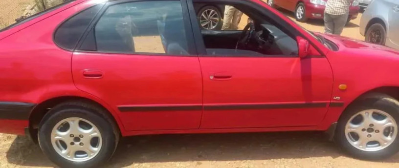 toyota-corolla-big-0