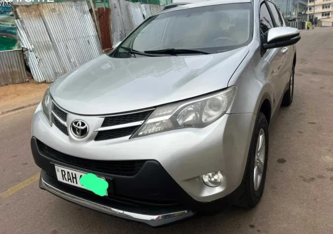 toyota-rav4-big-2