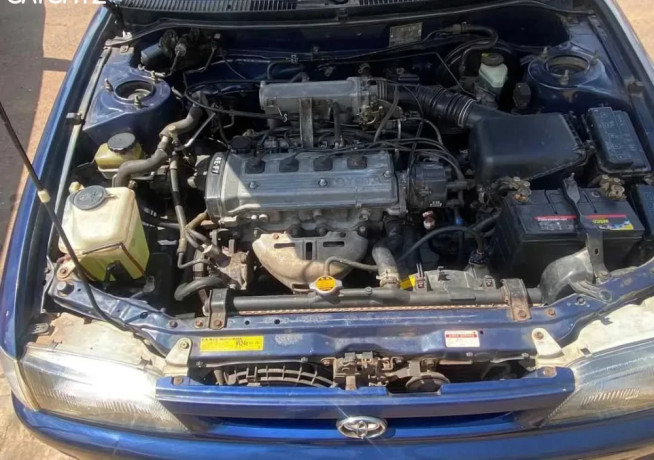 toyota-corolla-big-0