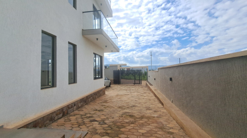 kinyinya-vip-house-for-sale-big-5