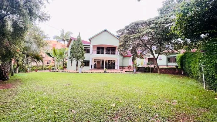 unfurnished-villa-house-for-rent-big-0