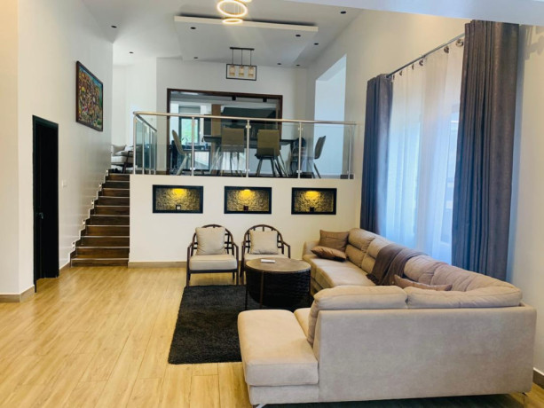 fully-furnished-studio-apartment-for-rent-in-nyarutarama-big-5