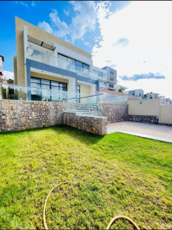 kibagabaga-kigali-amazing-big-villa-for-sale-at-400millions-tel-big-1