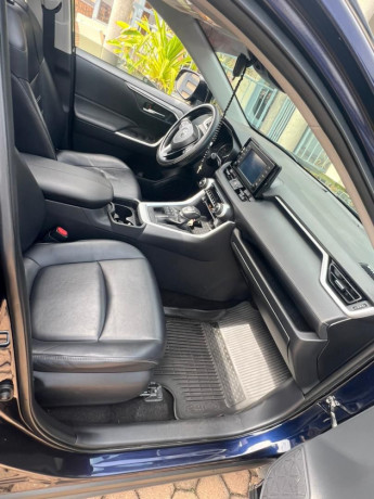 toyota-rav4-big-3