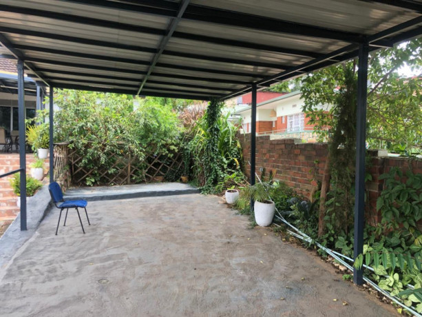 fully-furnished-house-for-rent-in-kimihurura-near-rubia-coffee-shop-on-tarmac-road-big-1
