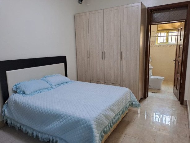 private-house-for-rent-on-tarmac-road-in-vip-location-3beds3baths-at-1m-big-5