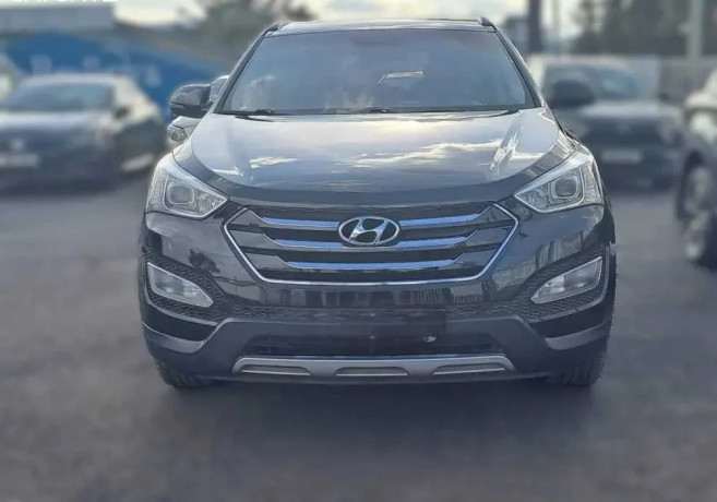 hyundai-santa-fe-automatic-for-sale-big-2
