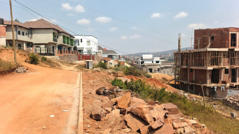 ikibanza-tugurisha-60m-kanombe-kabeza-big-5