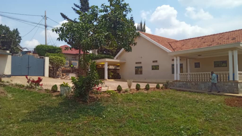 remera-near-rdb-villa-house-for-sale-with-1509sqm-on-tarmac-road-at-250m172-000usd-big-5